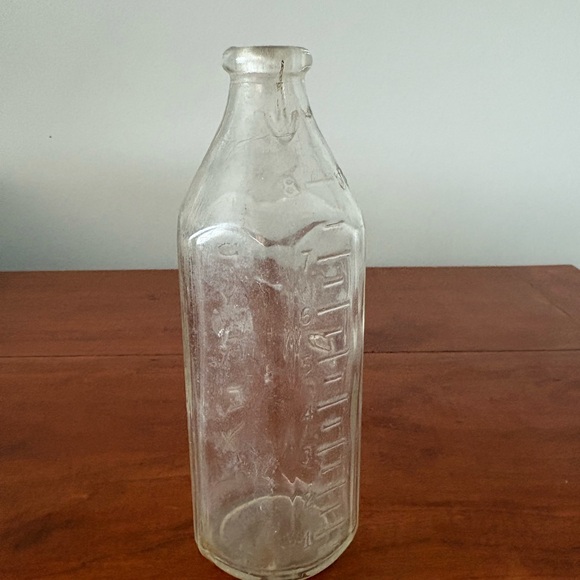 Antique Glass Baby Bottle Embossed Measuring Bottle USA Vintage Nursery Decor - Picture 3 of 8